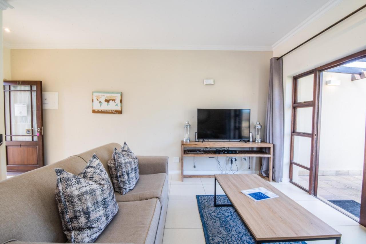 Seventeen Whale Rock Gardens With Back Up Power For Loadshedding Plettenberg Bay Zewnętrze zdjęcie