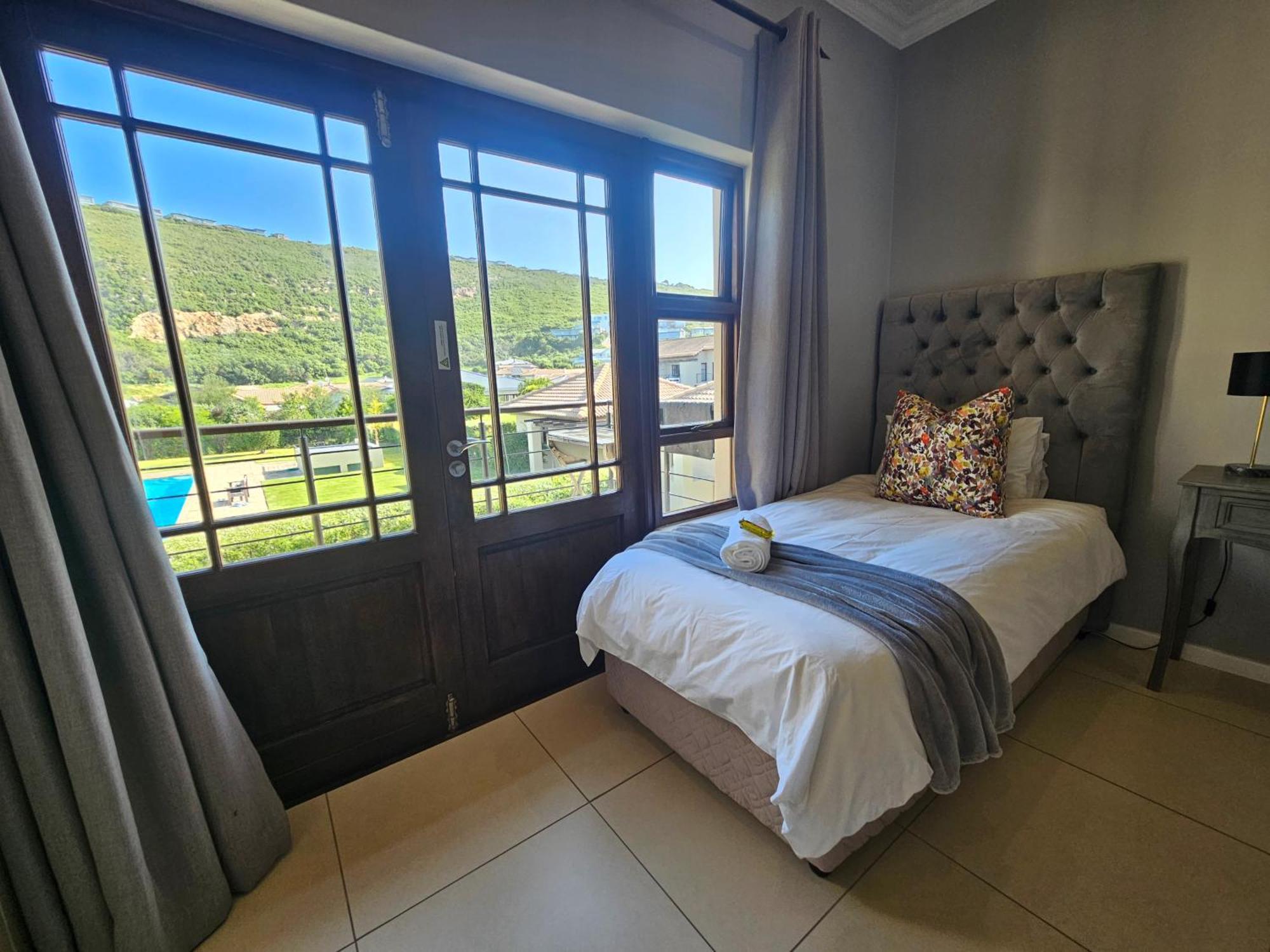 Seventeen Whale Rock Gardens With Back Up Power For Loadshedding Plettenberg Bay Zewnętrze zdjęcie